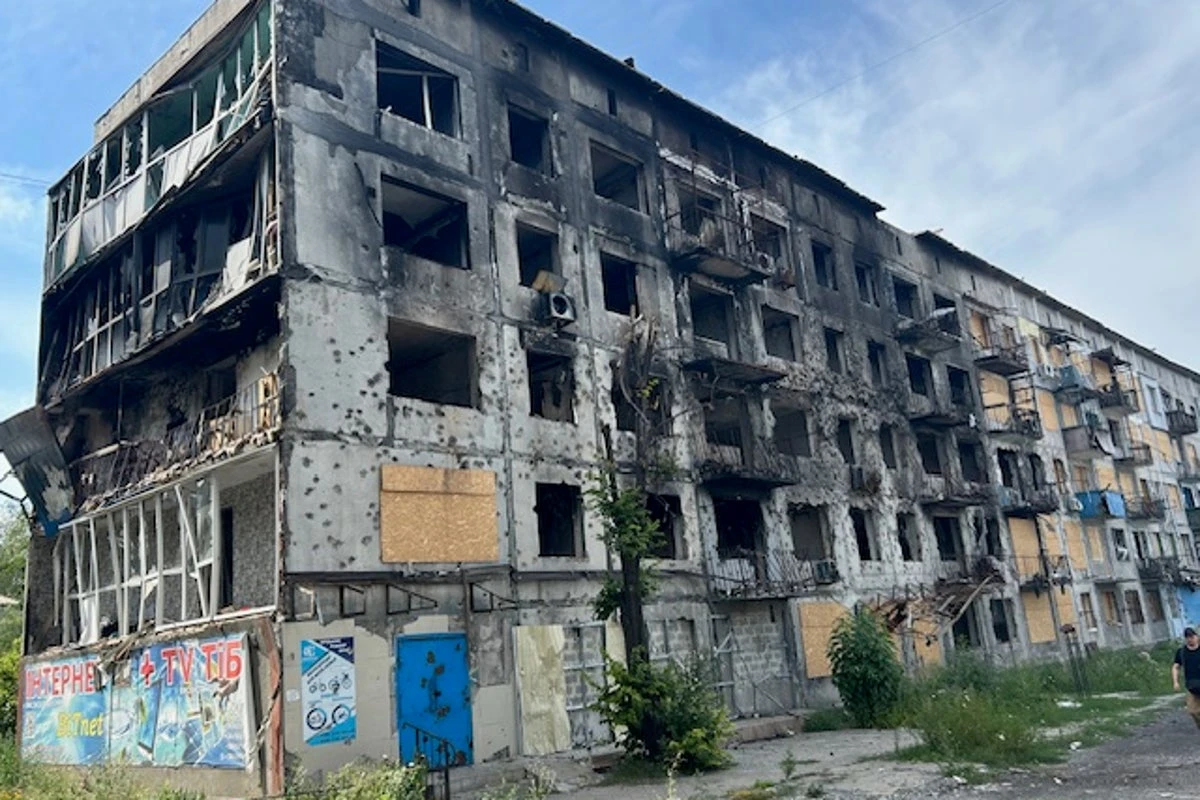 Ukrainians on frontline flee their homes in Putin’s frantic land grab