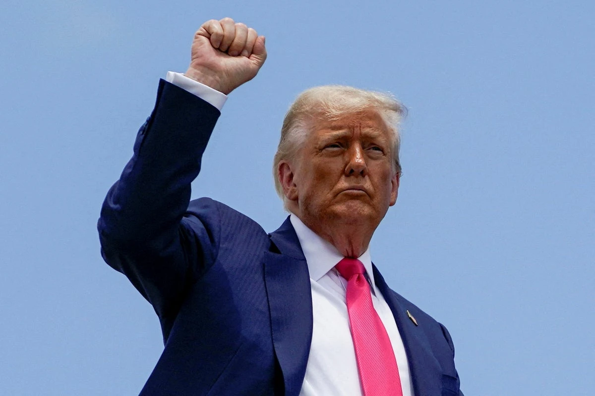 Trump’s ‘Hero garden,’ with Abraham Lincoln and Julia Child, is coming