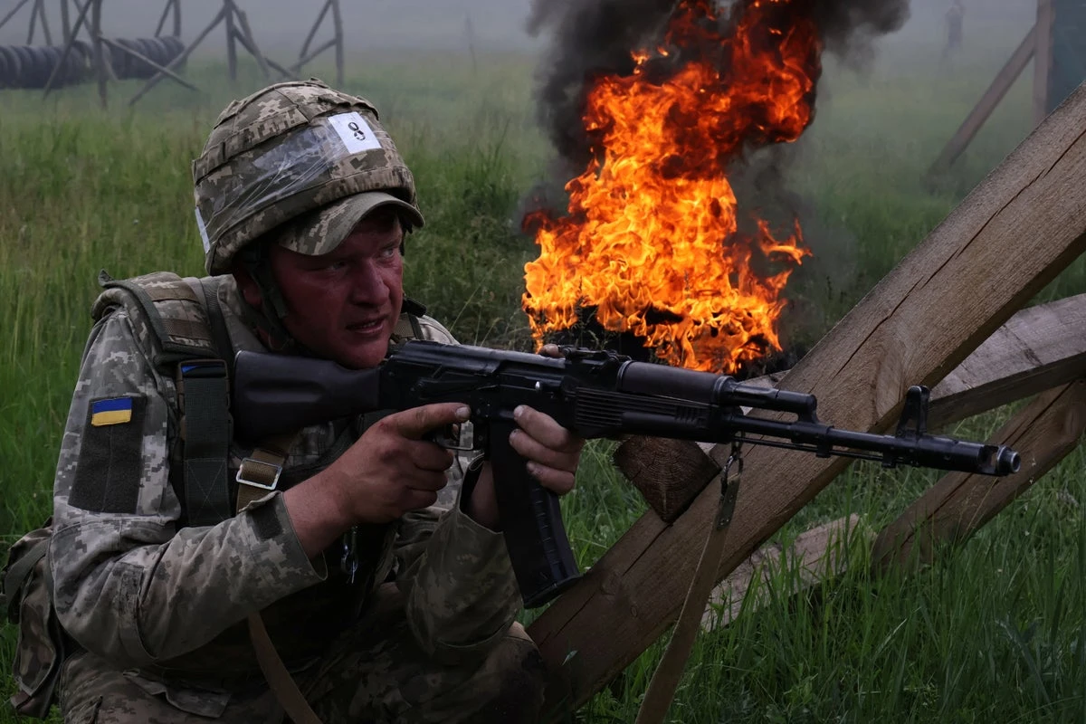 Russia preparing offensive despite talk of ceasefire, says Zelensky