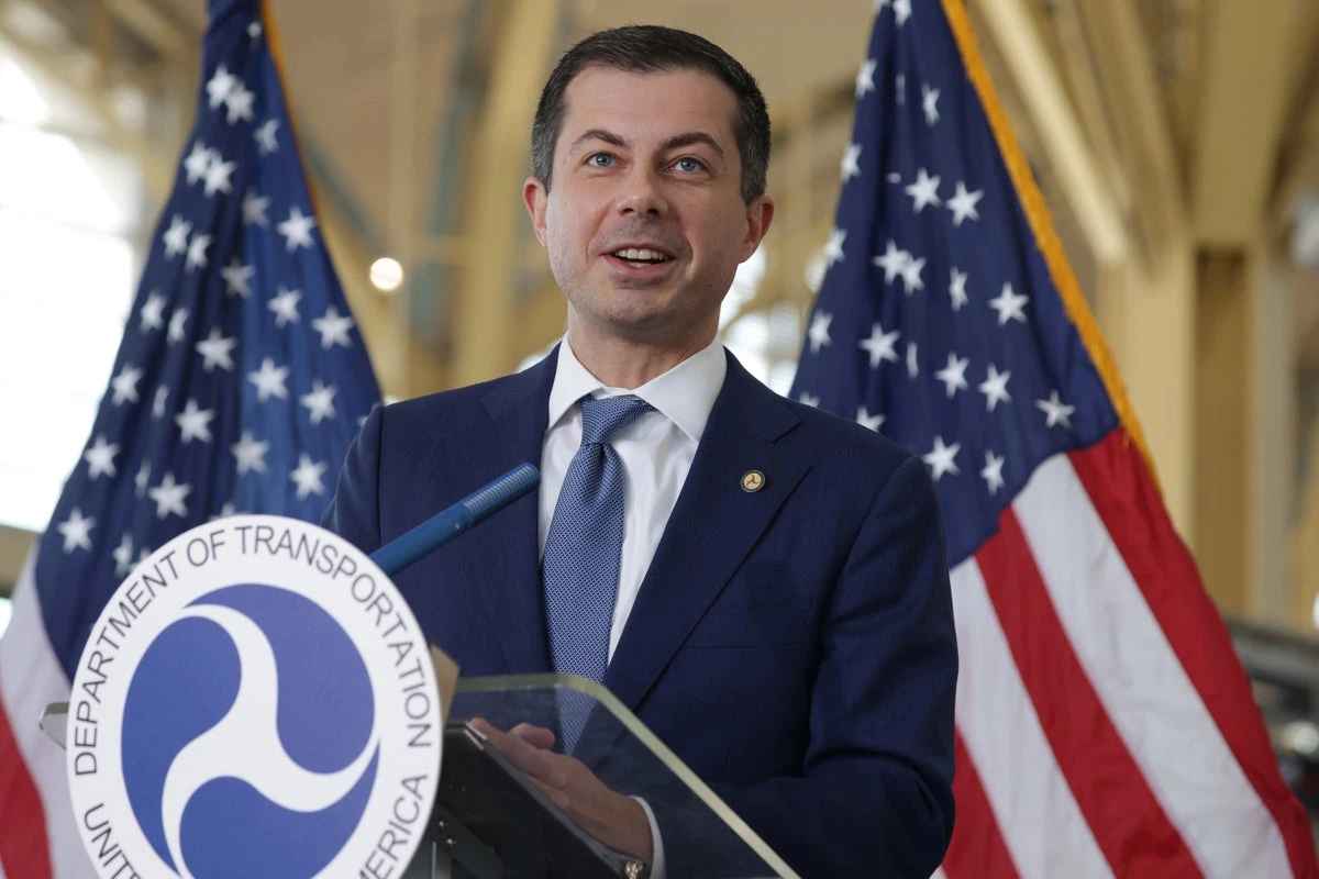 Pete Buttigieg says Democrats are ‘too attached to a status quo’
