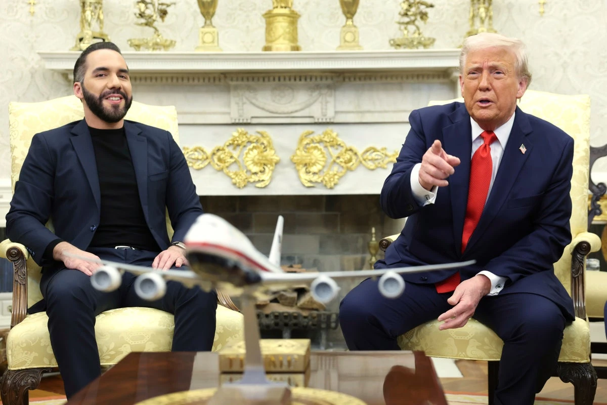 El Salvador vows to double size of prison holding US deportees