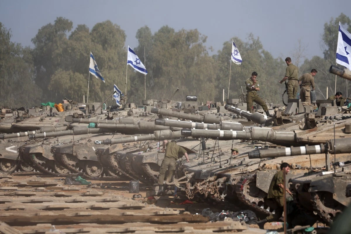 What is the IDF and why did Bob Vylan chant about them at Glastonbury?