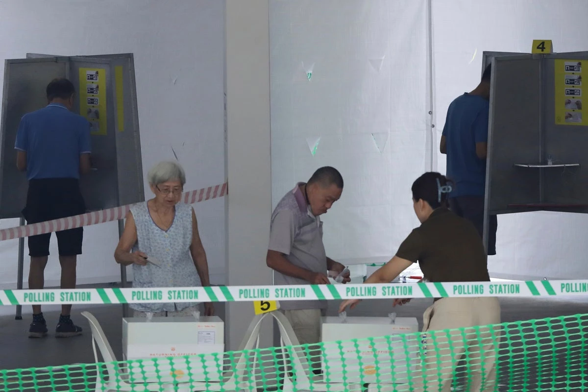 Crucial vote underway as Singaporeans elect new government