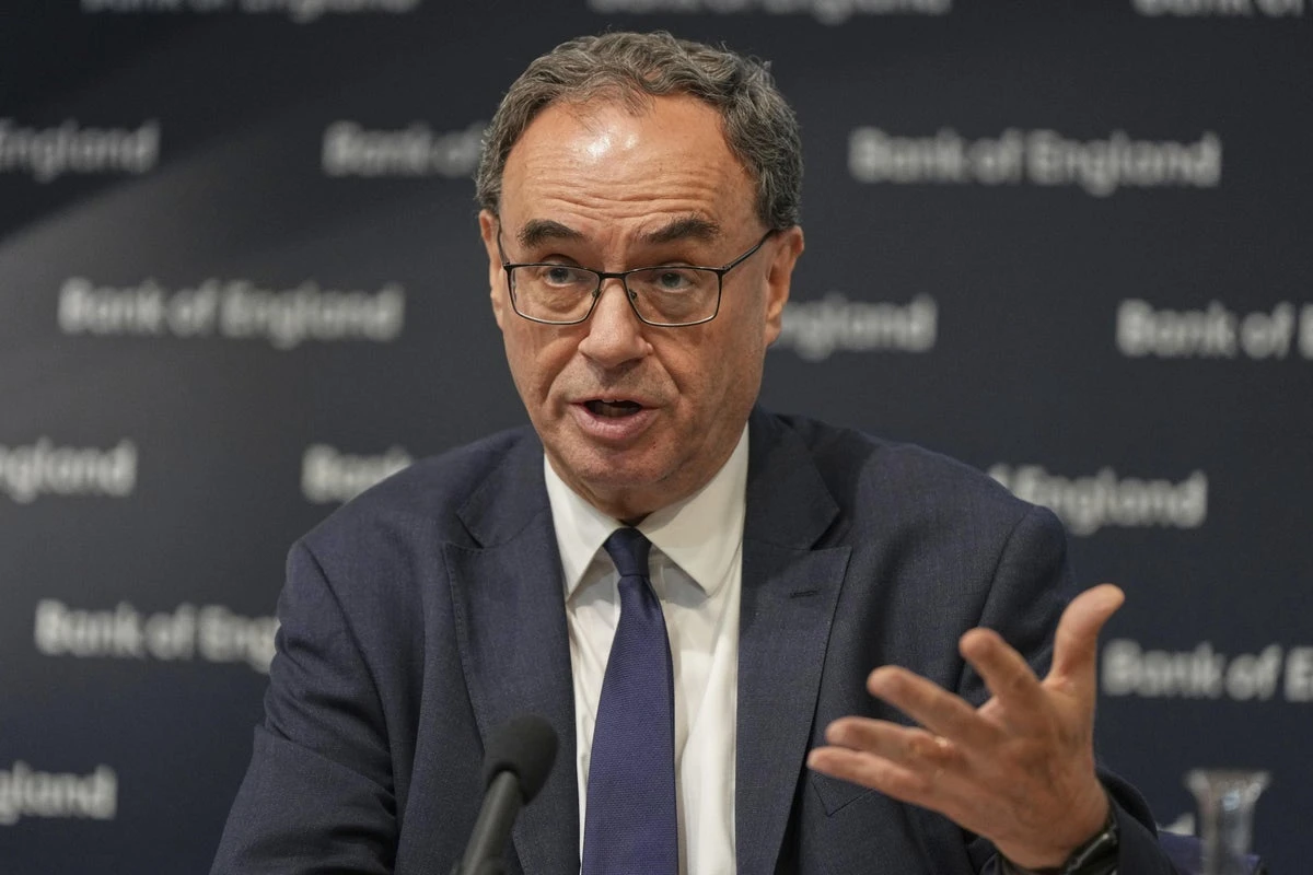 Bank of England could cut base rate if jobs market slows – Bailey