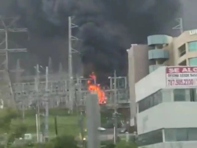 Blaze knocks out power for 800,000 Puerto Ricans after cyberattack