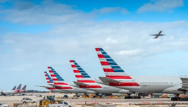 Why did American Airlines cancel hundreds of flights?