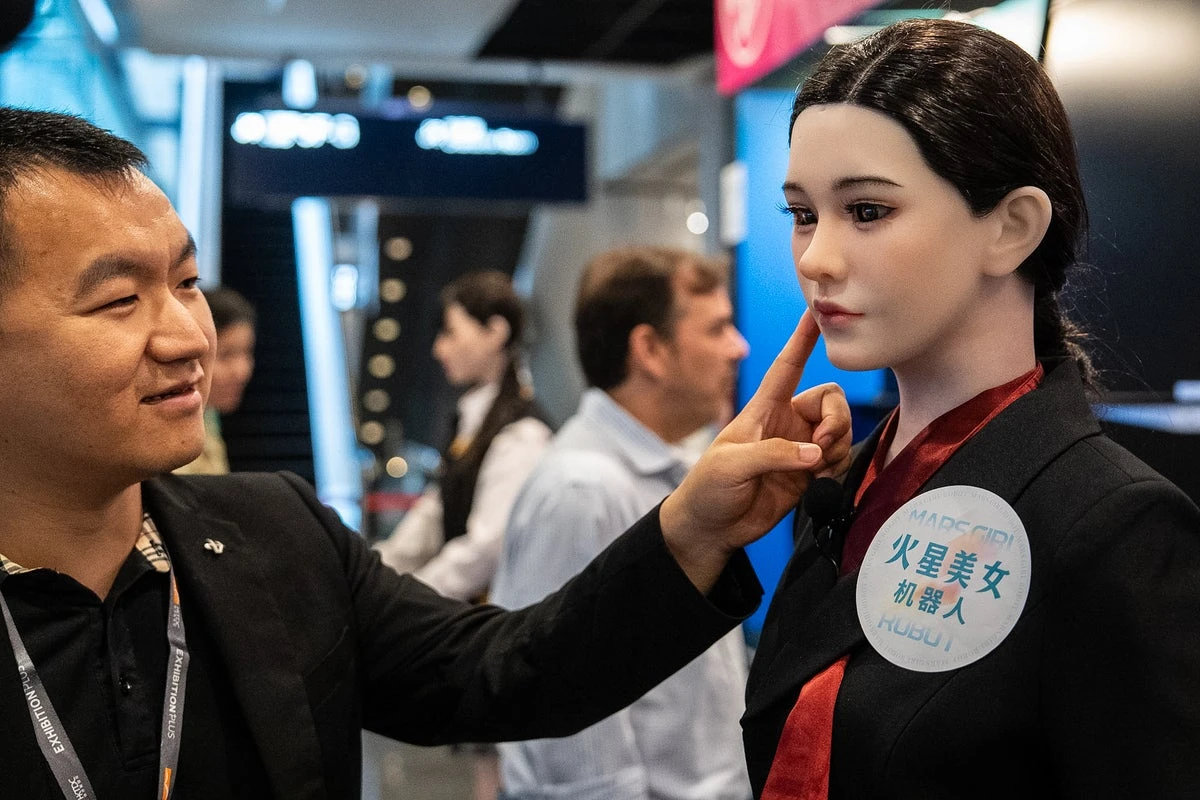 Robots show off customer service skills as they take on new jobs