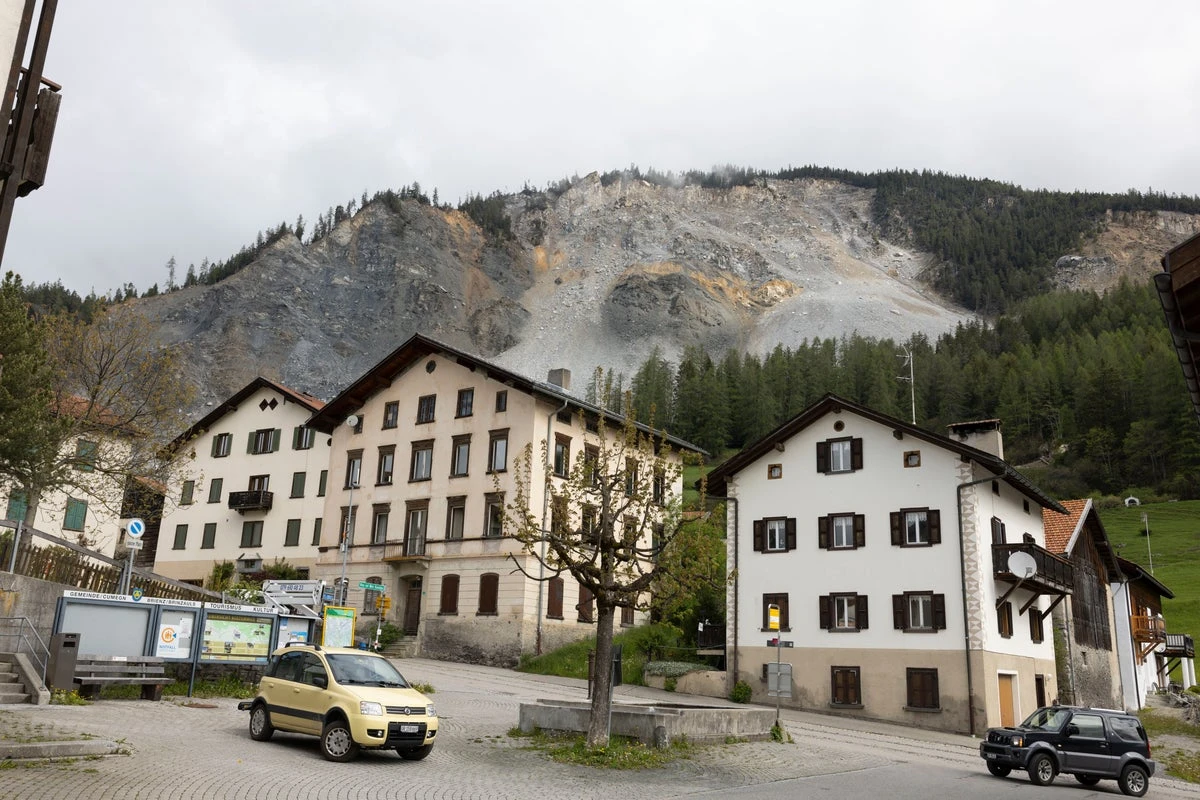 Residents of scenic village evacuated amid rockslide threat