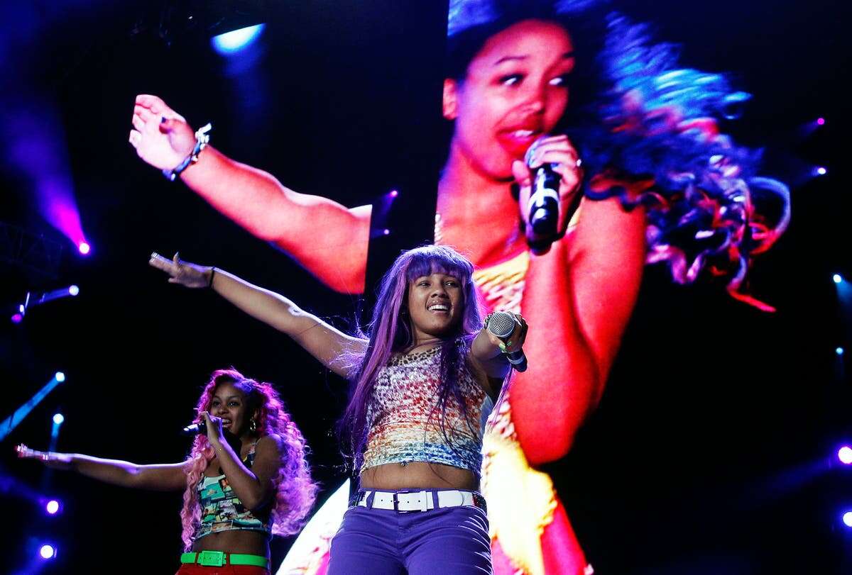 Jury awards teen pop group OMG Girlz $71.5 million in battle with toy maker over 