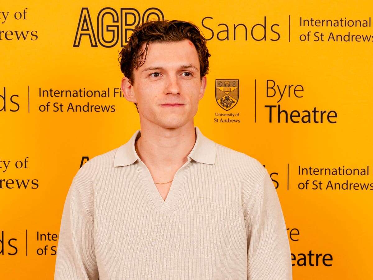 Tom Holland says he stopped a fight between two men in a grocery store