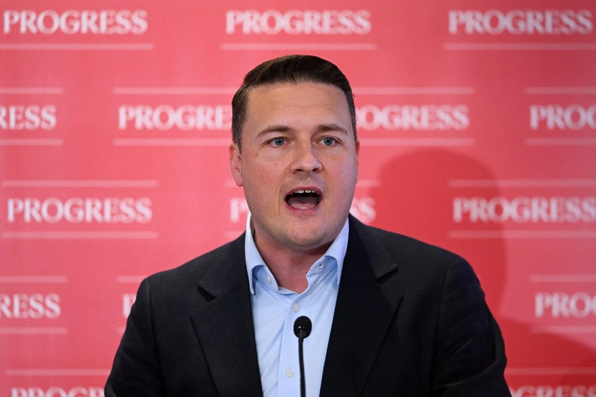Streeting’s call for UK to rejoin EU pulls Labour back into Brexit war