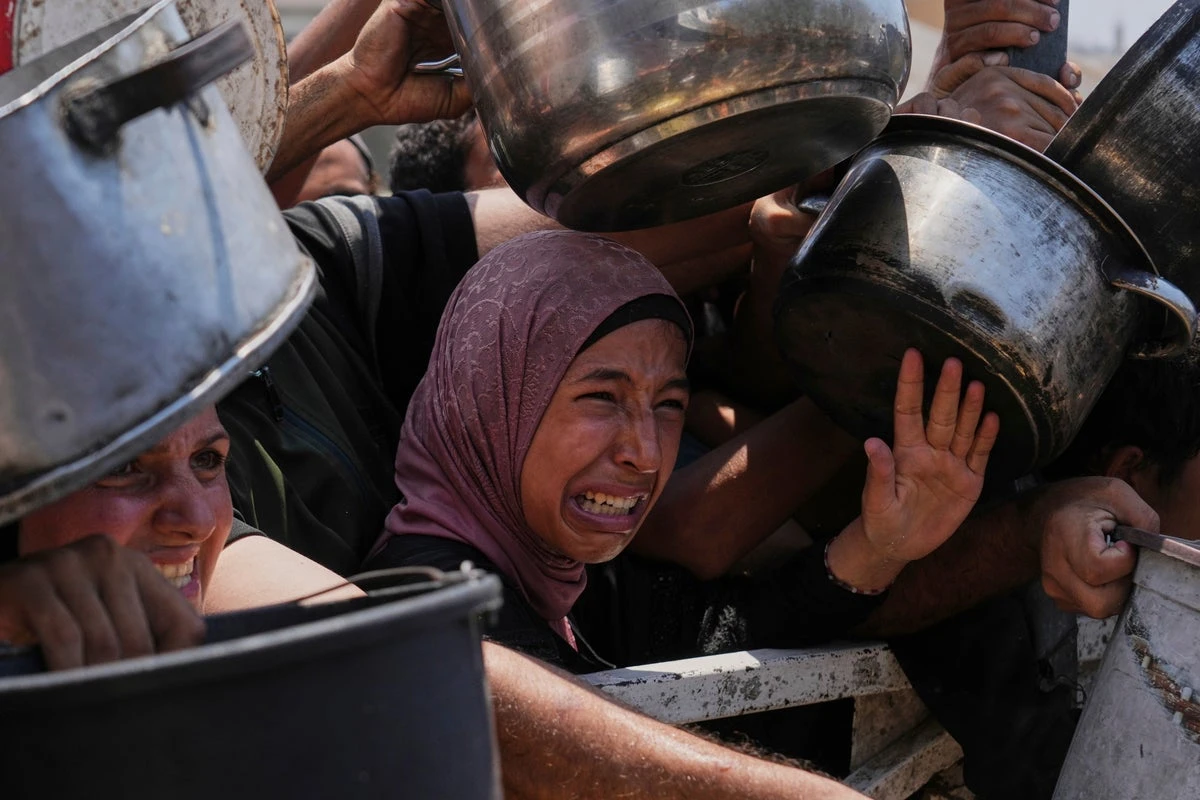 Gaza latest: Starmer recalls cabinet on Palestine recognition