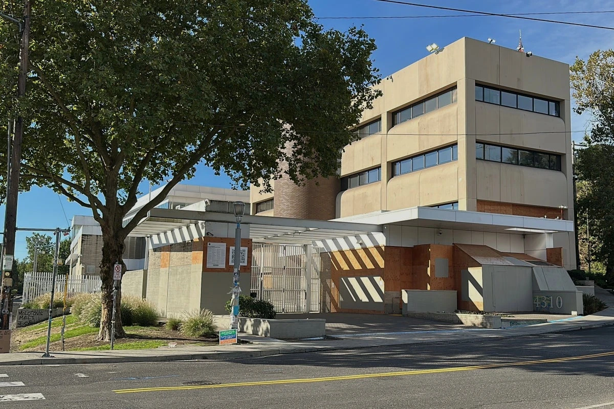 Trump demanded troops go to Portland to protect ICE as arrests drop