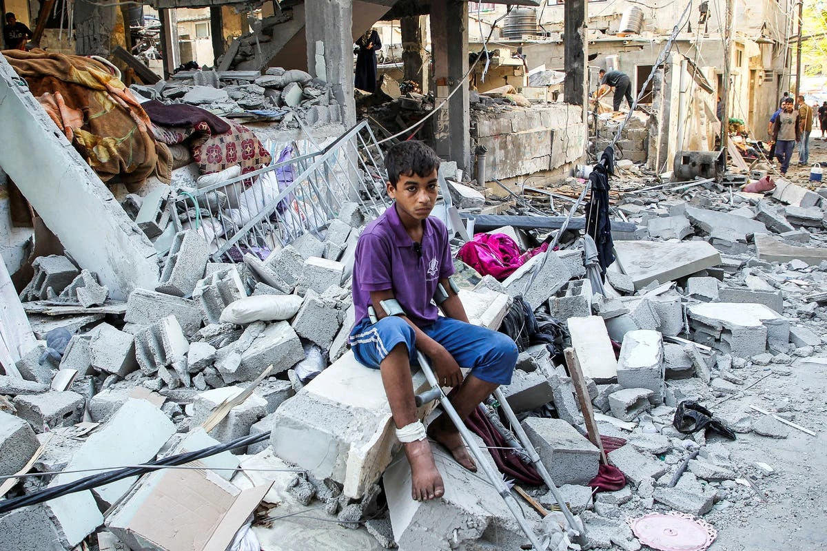 Watch live view of camp for displaced Palestinians in Rafah