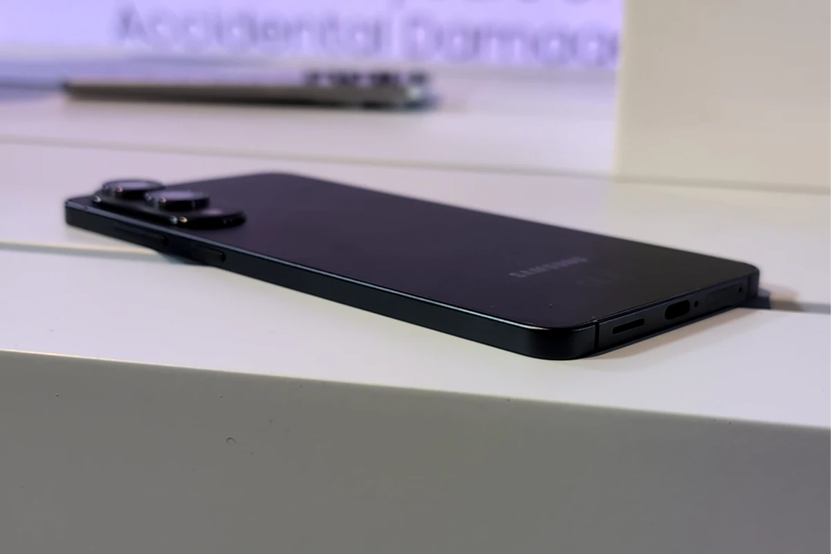 Samsung’s new phone is razor thin, but will it affect performance?
