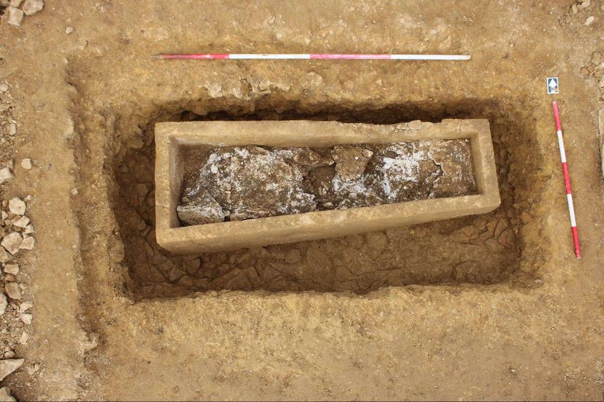 Strange liquid burial found in England reveals secrets of Roman elite