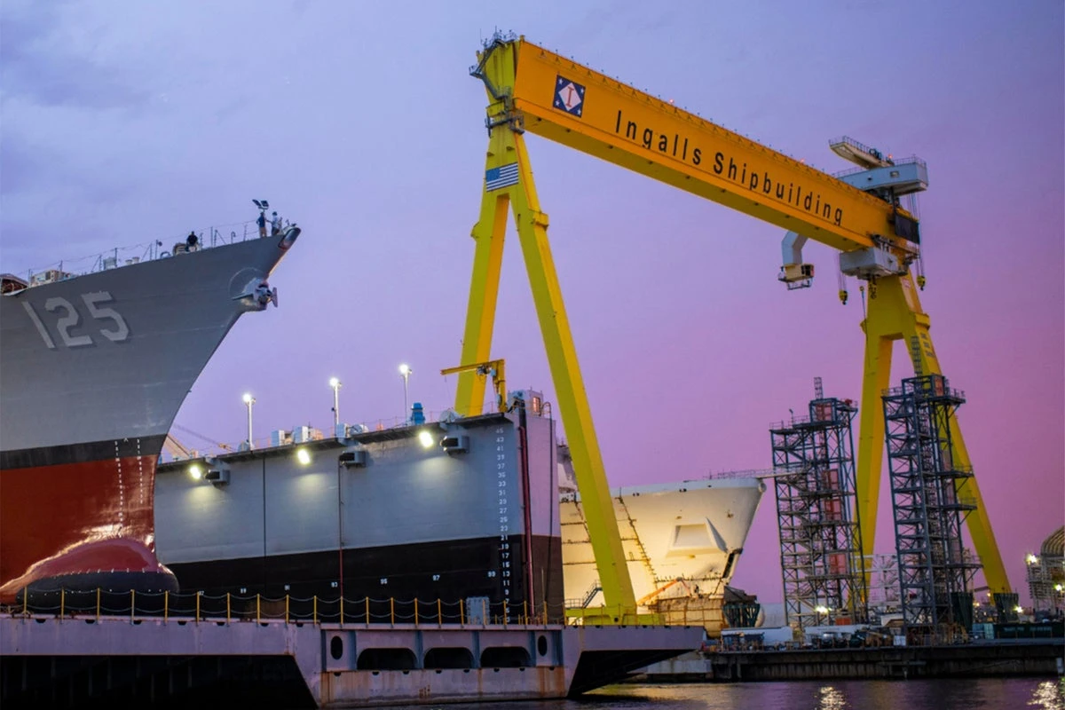 Gunman opens fire at Navy shipyard, killing one, authorities say