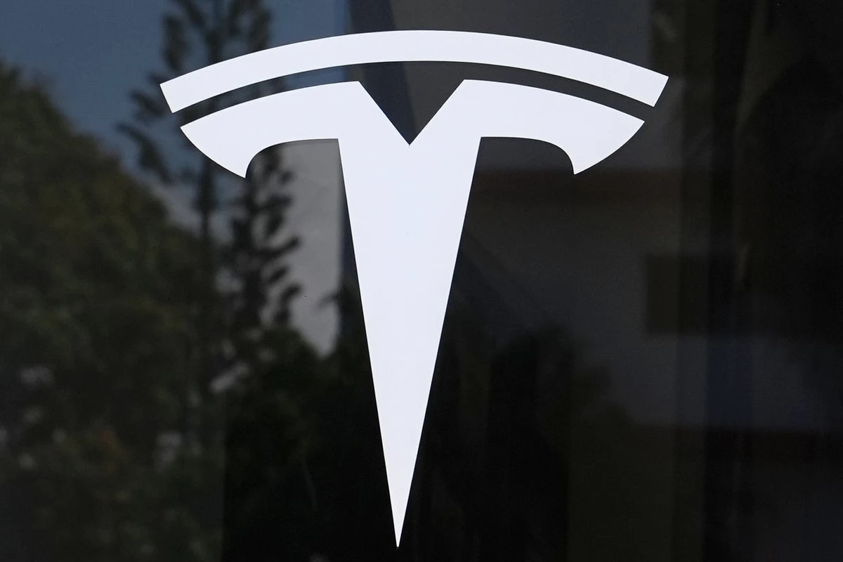 Tesla must pay $329 million for deadly Autopilot crash, jury says