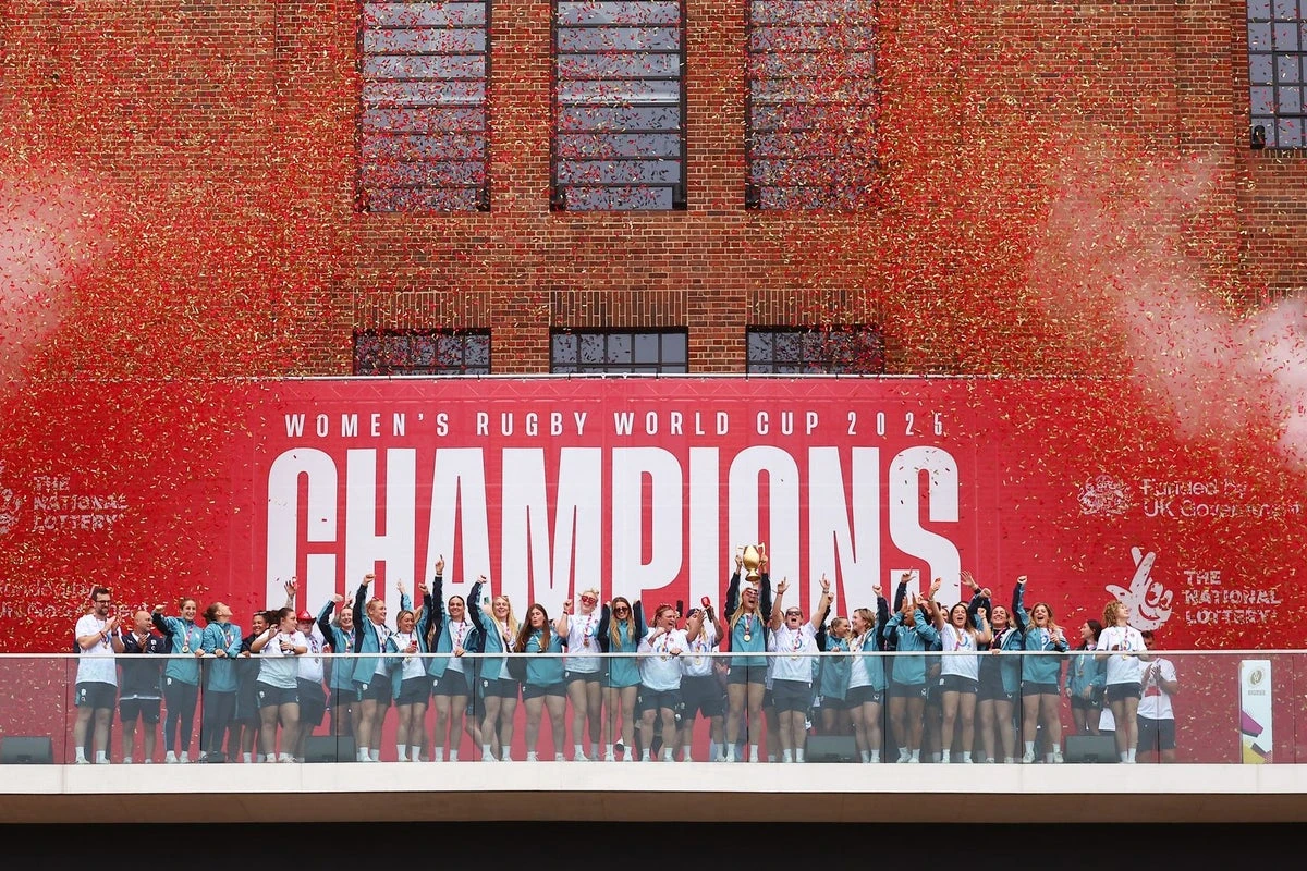 England fans soak up celebrations as Red Roses mark World Cup triumph