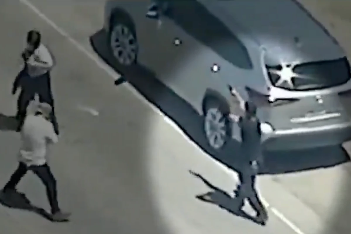 FBI offering reward for info on protester who appeared to shoot at ICE