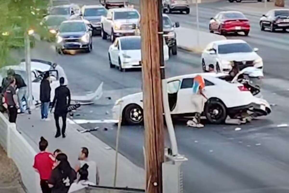 A man ran to rescue car crash survivors. He died hours later