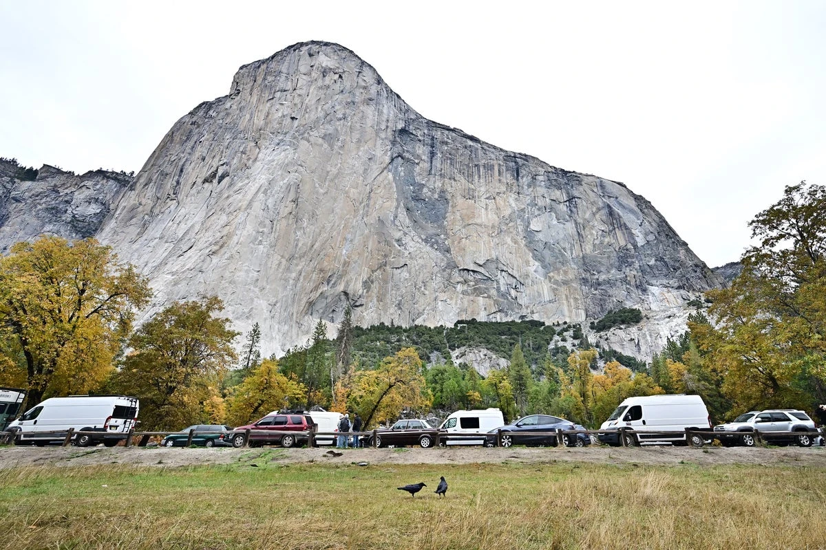 Chaos as crowds pack Yosemite over weekend as reservation system ends