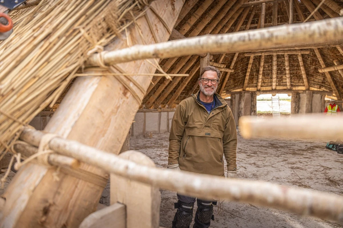 New-look 4,500-year-old Neolithic hall at Stonehenge unveiled