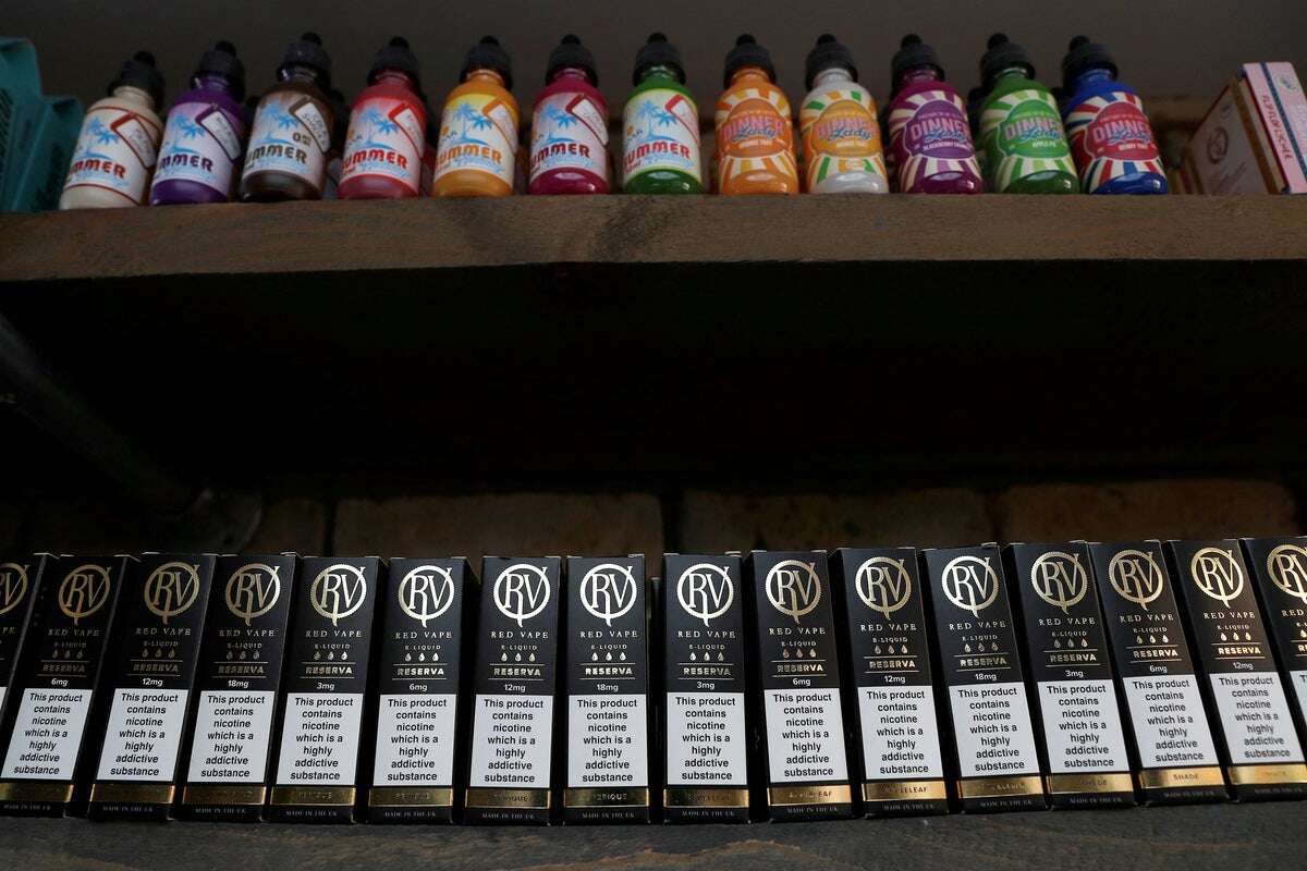 12-year-old girl in critical condition after vaping for two years