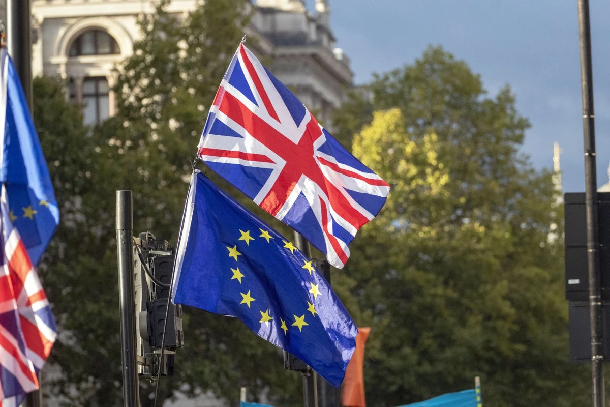 UK won’t have ‘tailor-made’ deal to rejoin EU, former officials