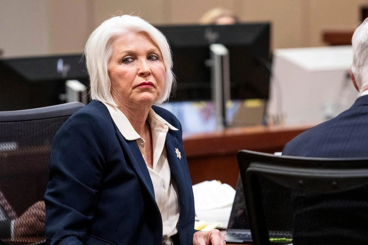 Trump threatens ‘harsh measures’ unless Tina Peters released from jail