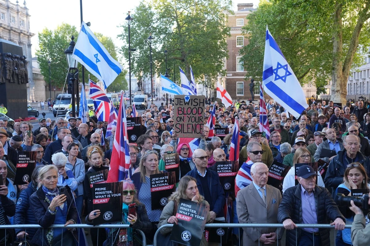 War in the Middle East has elevated threat to British Jews, MI5 warns