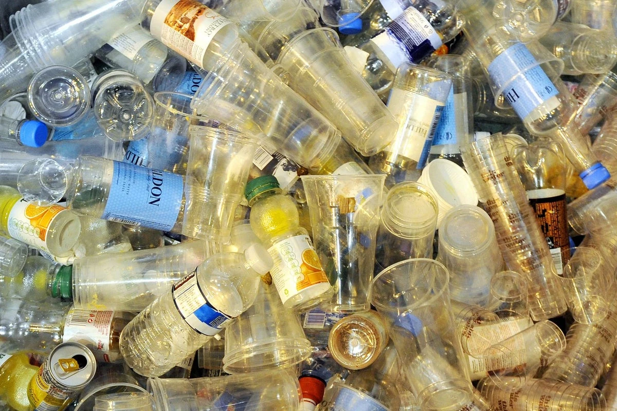 UK households ‘throw away 1.6bn pieces of plastic every week’