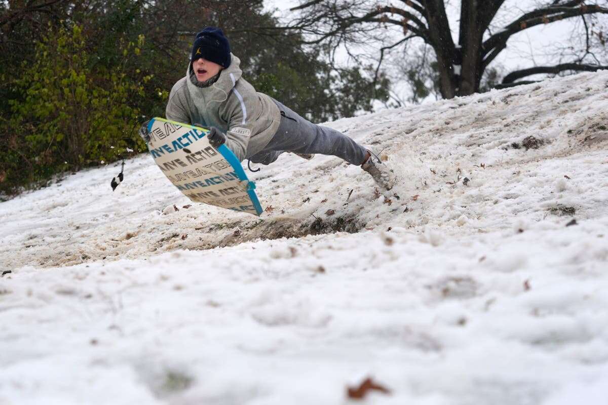 Winter storm hits Southeast putting 50 million at risk of snow, ice