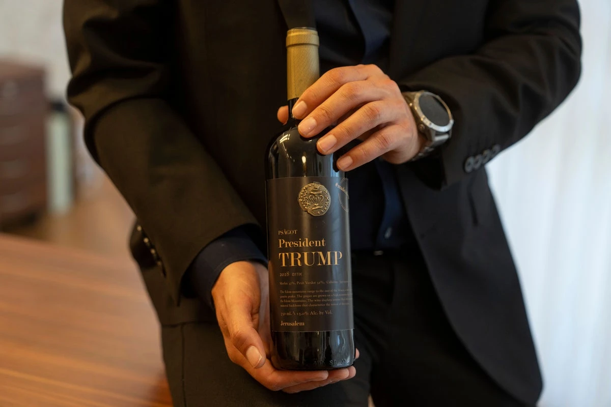 Military members offered Trump wine in First Family’s latest cash grab
