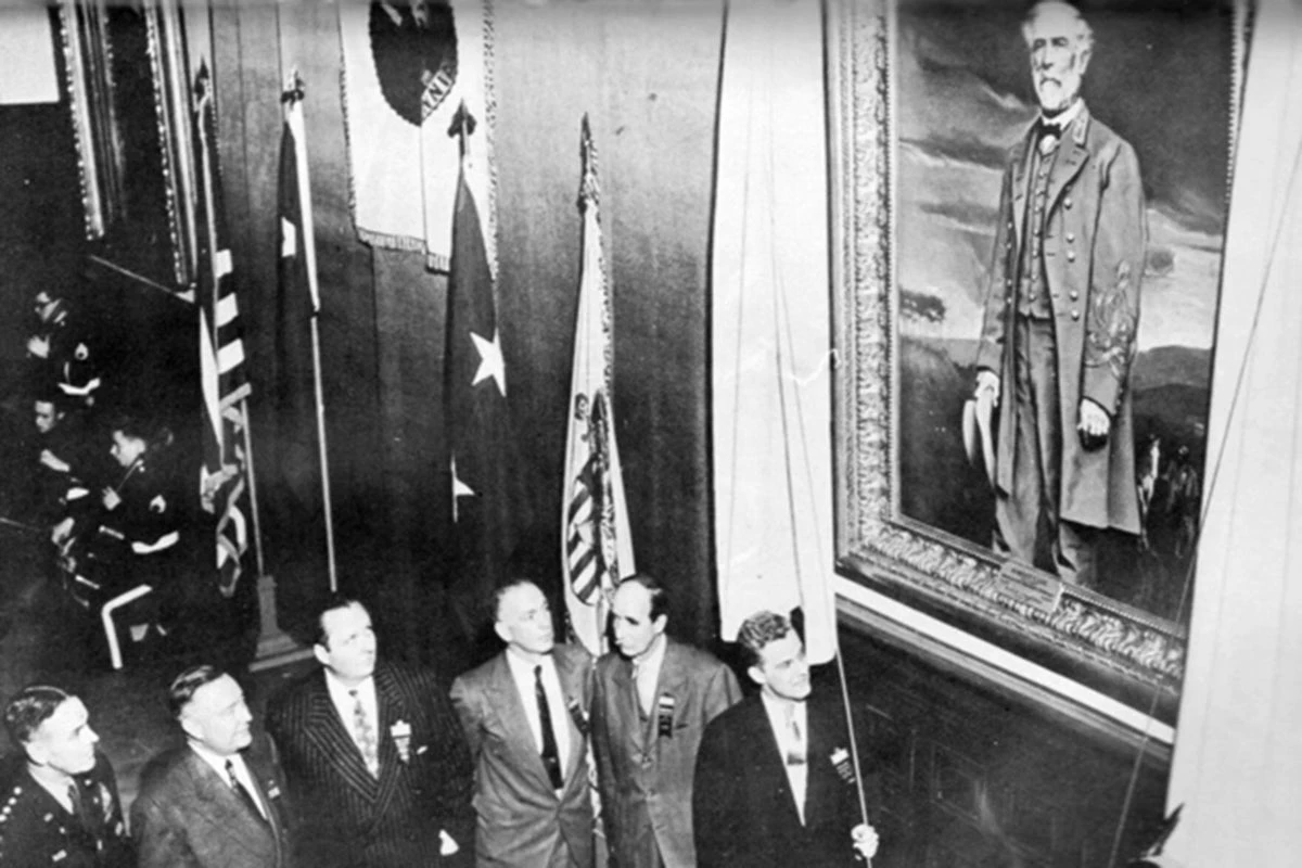 Pentagon is reinstalling portrait of Confederate general Robert E. Lee