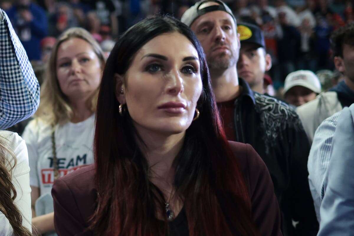 Republicans are concerned Laura Loomer is affecting Donald Trump