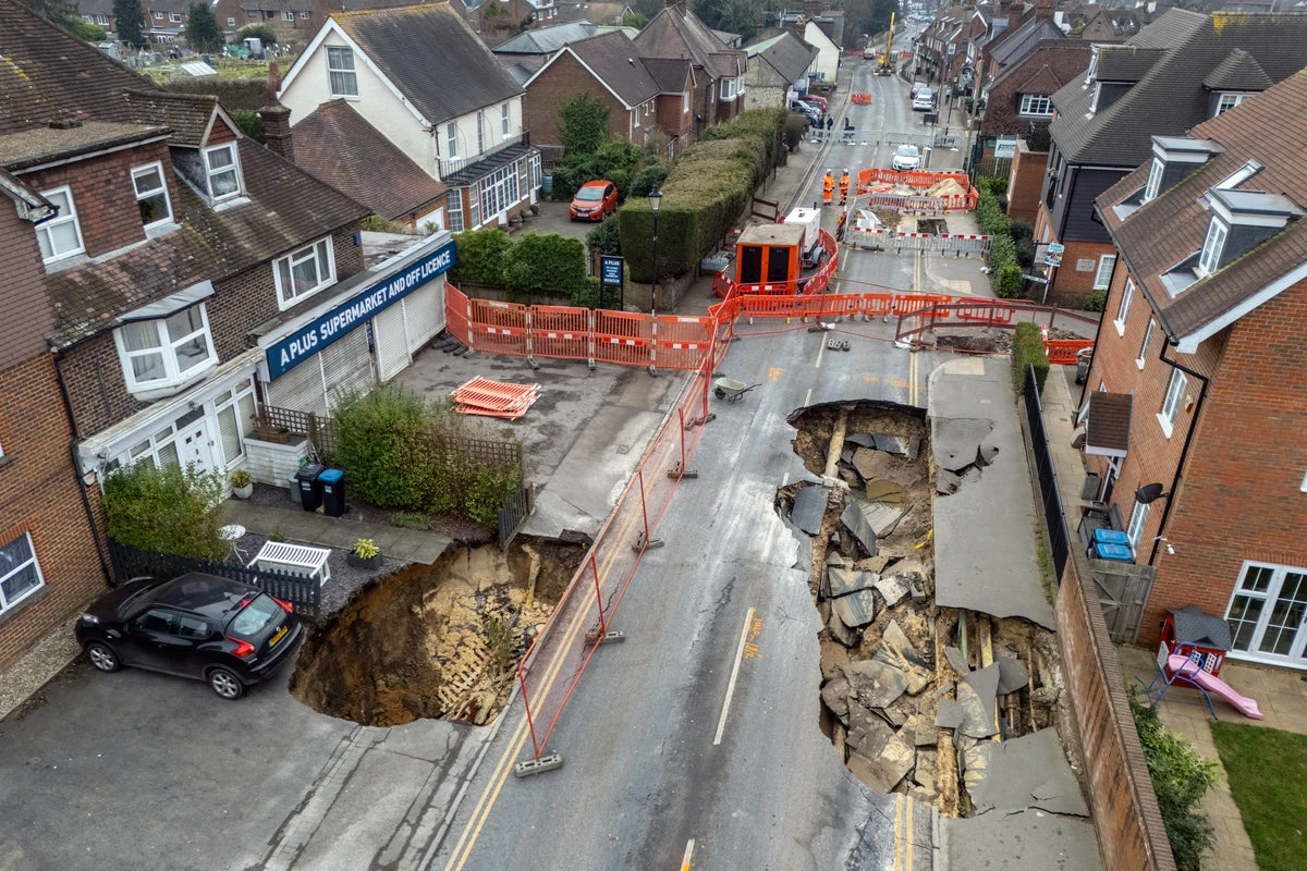New clues over Surrey sinkhole after network of tunnels discovered