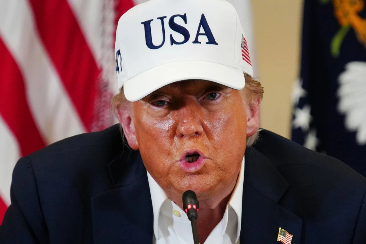 Rosie O’Donnell goes medieval on Trump over citizenship threat
