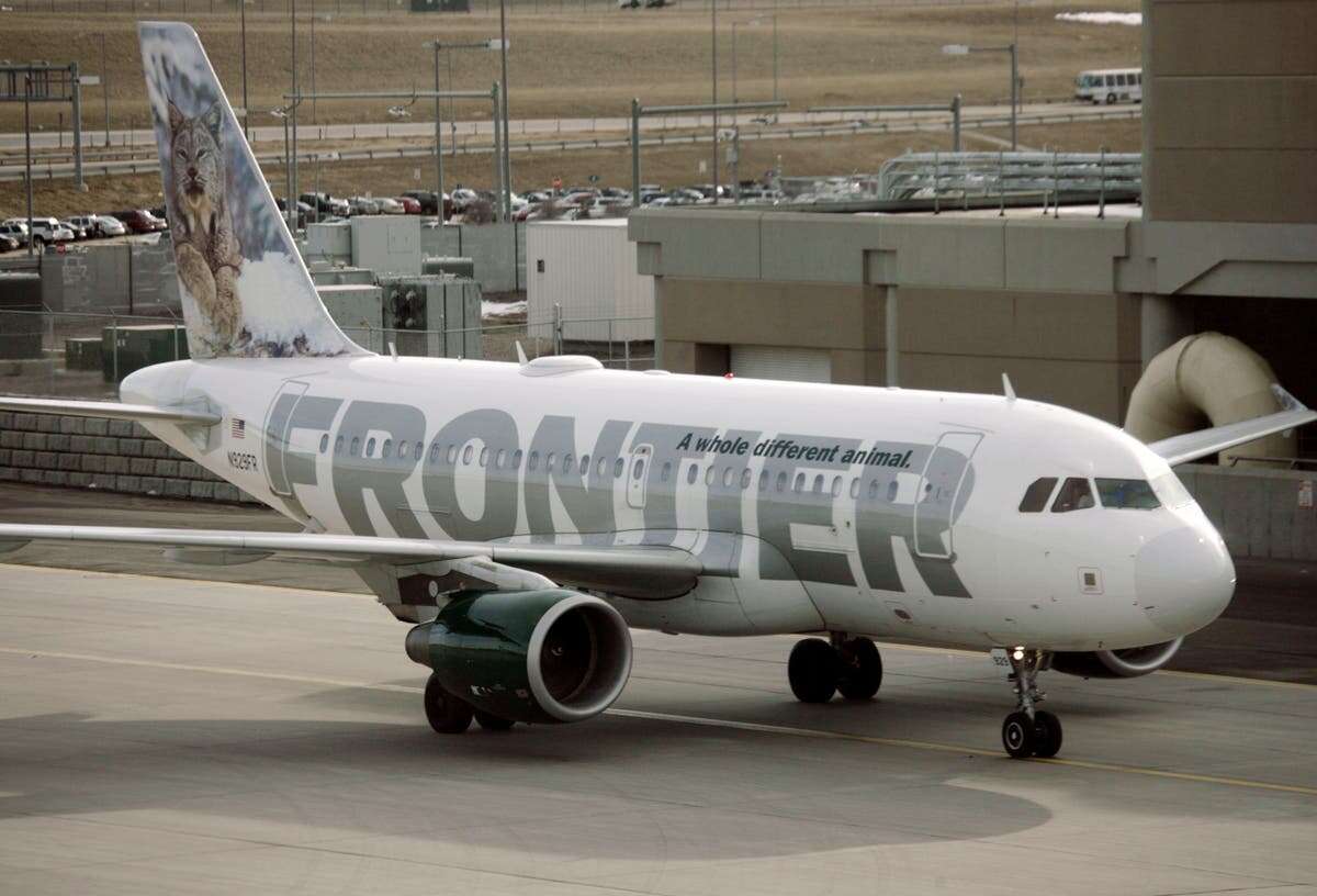 Frontier flier left with disfigured genitals after tea mishap: suit