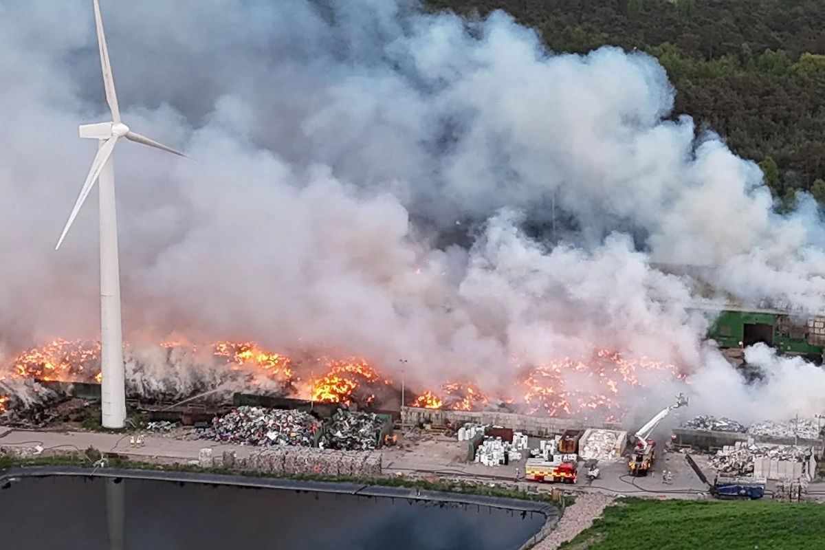 Waste facility fire continues for over a week as smoke warnings issued