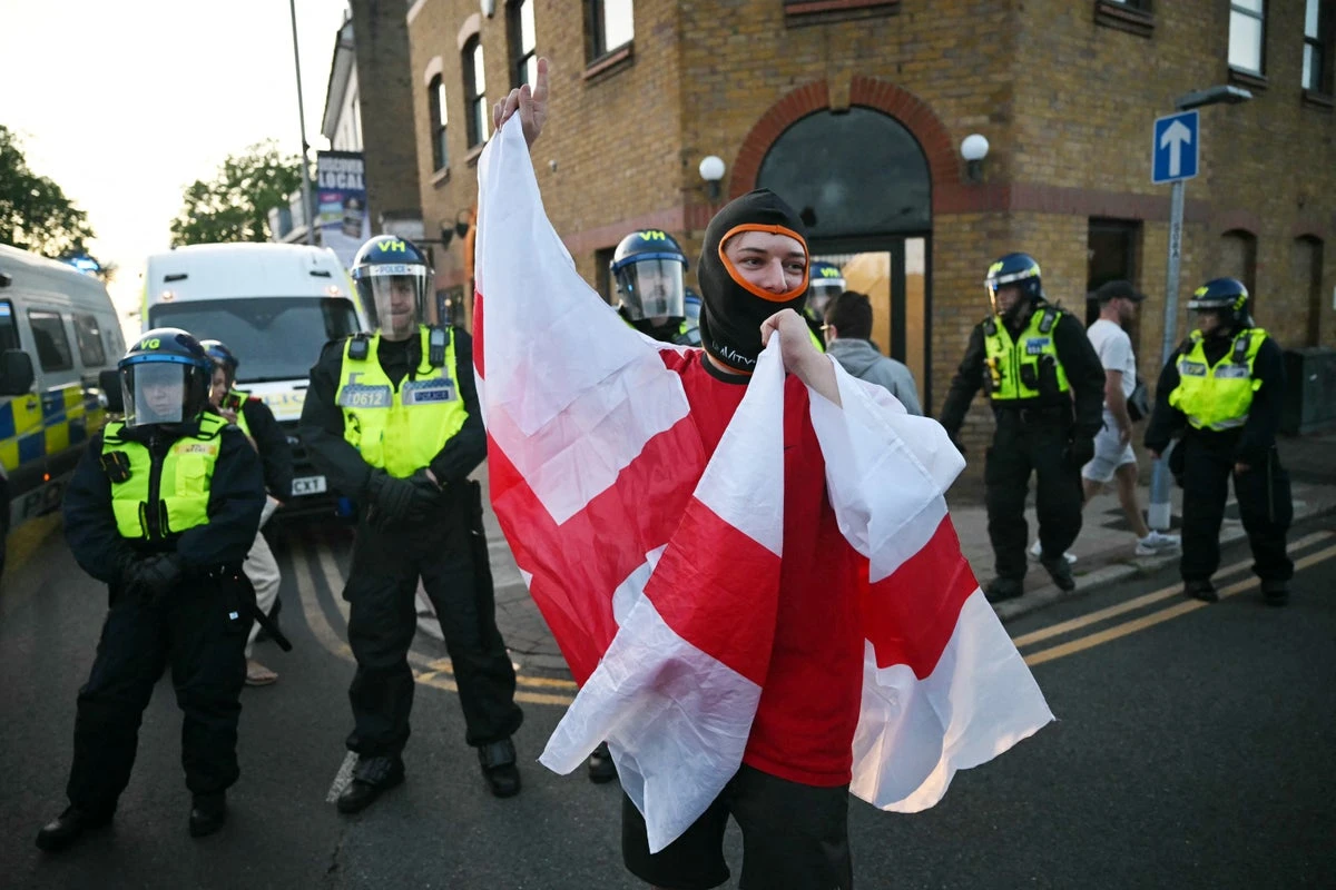 How social media is helping the far-right spread fear and hate