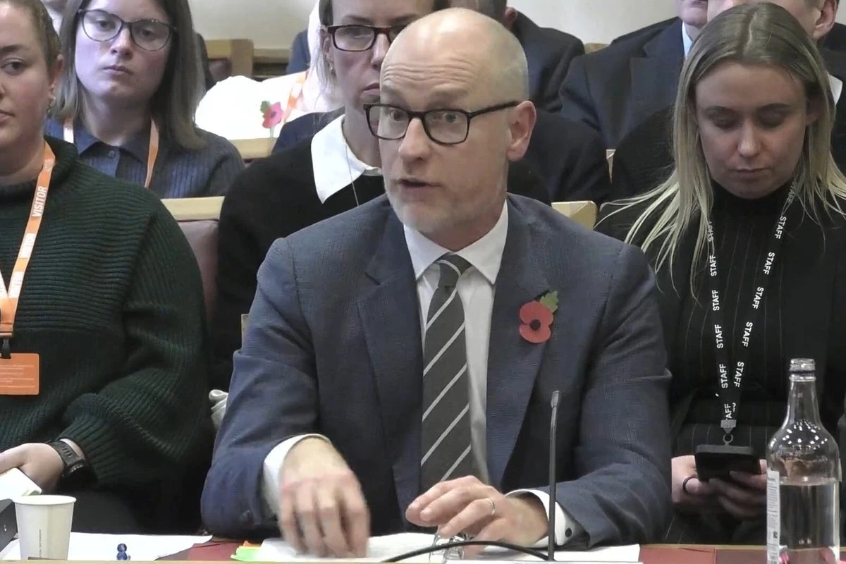 Health minister says BMA leaders ‘turning union into farce’