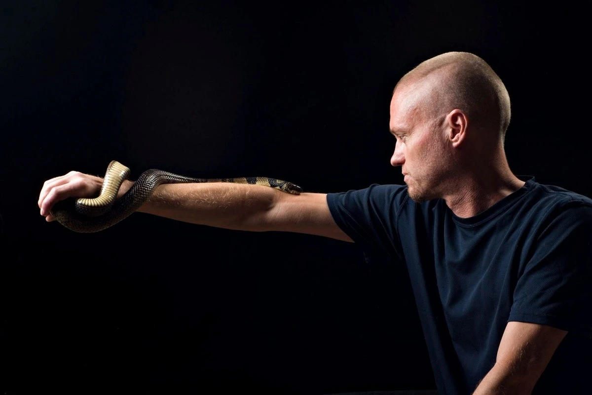 Man bitten by snakes hundreds of times could be key to an antivenom