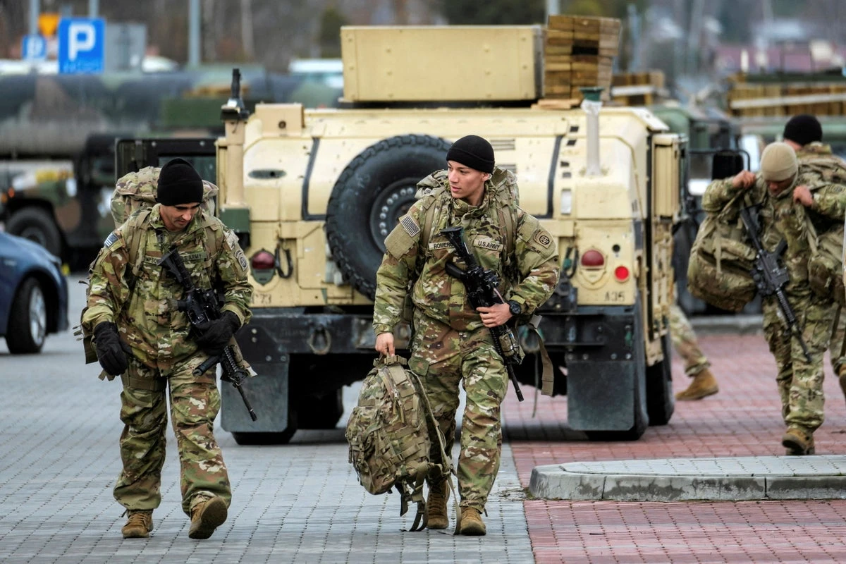 Trump to send thousands more troops to Poland after NATO criticism