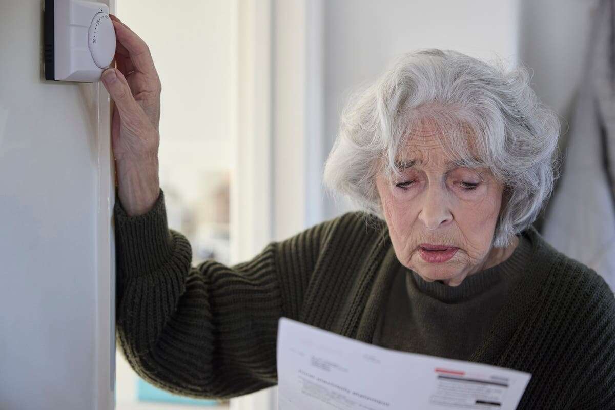 Experts on the right time to start putting the central heating on