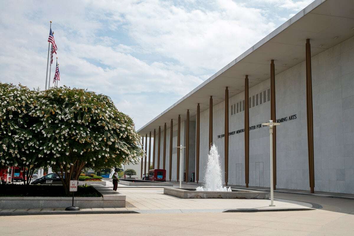 What's going on with the Kennedy Center under Trump?