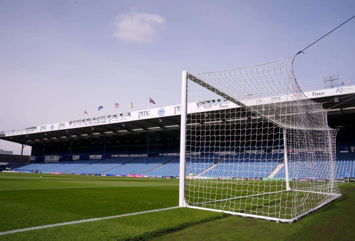 Alleged racist abuse at linesman stops play during football match