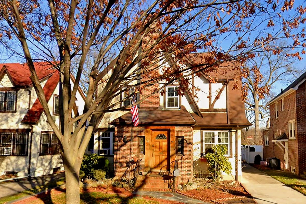 Donald Trump’s childhood NYC home goes on the market