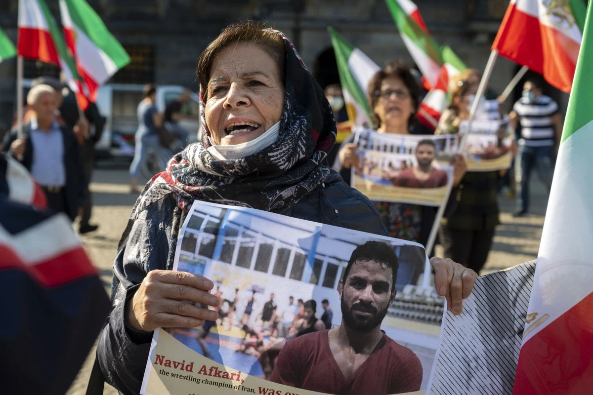 Iran ‘carries out highest number of executions in three decades’