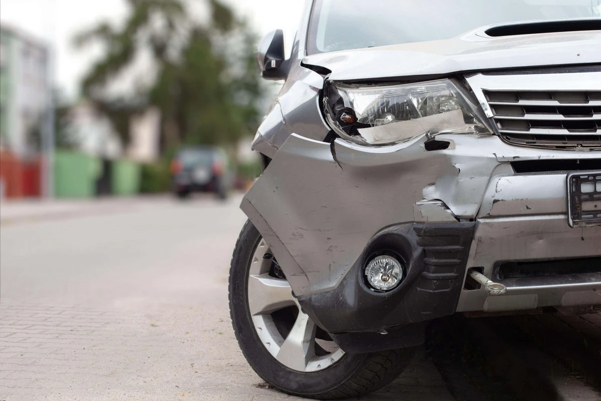 Scientists developing AI tool to assess car repairs to aid insurance industry